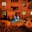 Kijów, budynek uszkodzony w rosyjskim ostrzale w nocy z 19 na 20 sierpnia