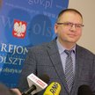 Prezes sądu rejonowego w Olsztynie Maciej Nawacki podczas wypowiedzi dla mediów,