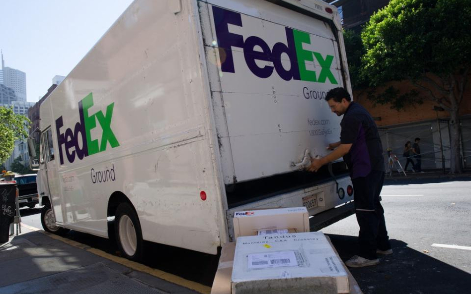 FedEx przejął Opek