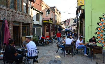 W wakacje Europejczycy nie żałowali pieniędzy na hotele i restauracje