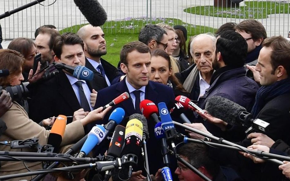 Emmanuel Macron w marcu spotkał się z Angelą Merkel w Berlinie