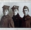Leon, Tadeusz i Ryszard Manteufflowie – ochotnicy w wojnie 1920 r. (fot. Archiwum rodzinne Anny Mant