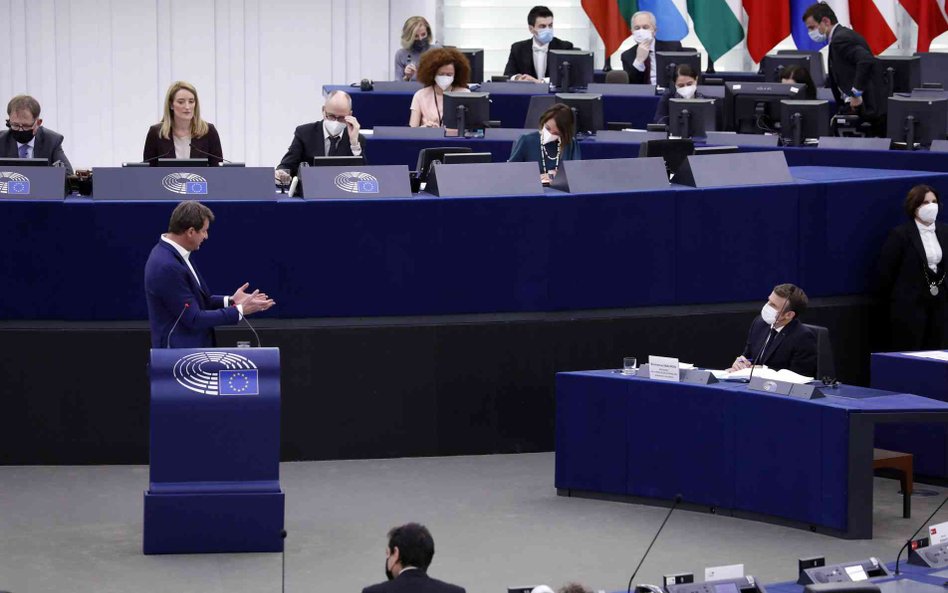 Emmanuel Macron w Parlamencie Europejskim