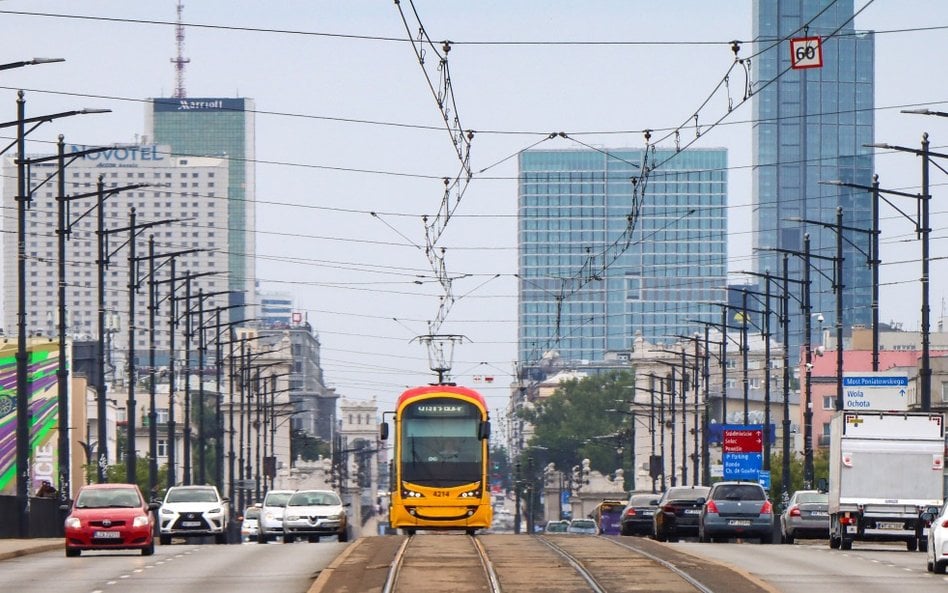 Tramwaje będą przejeżdżać most Poniatowskiego bez zatrzymywania się na przystanku przez 3 miesiące