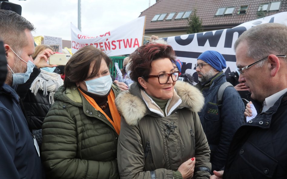 Pierwsze Damy w Michałowie. "Nie zgadzamy się na nieludzkie traktowanie dzieci"