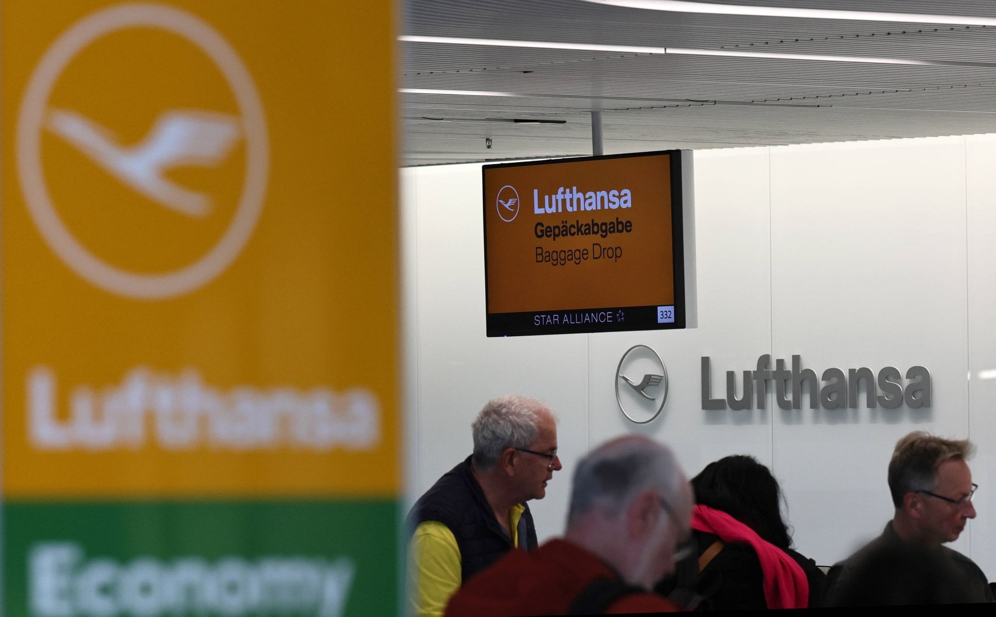 Leć tanio, za resztę dopłać - Lufthansa wprowadza nową taryfę w klasie ekonomicznej
