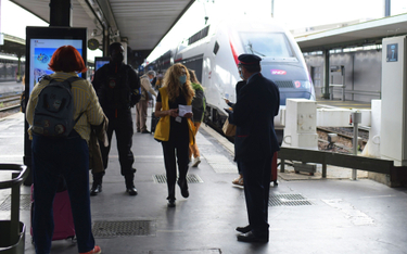 We Francji ruch pociągów w święta zakłócony, noworoczny weekend uratowany