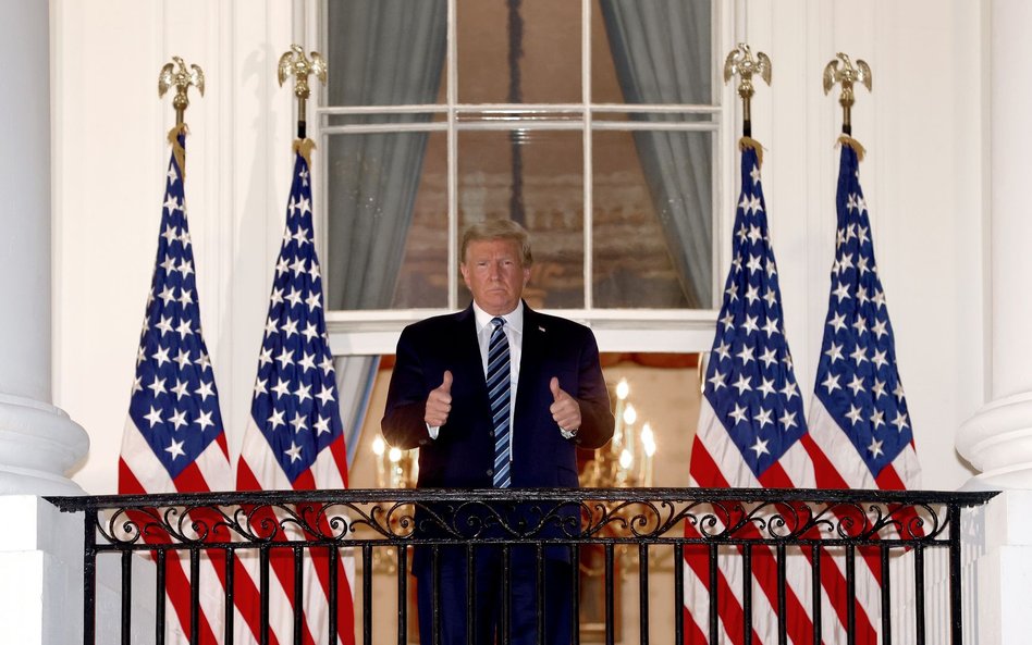 Propozycja Trumpa: 25 mld dolarów dla linii lotniczych