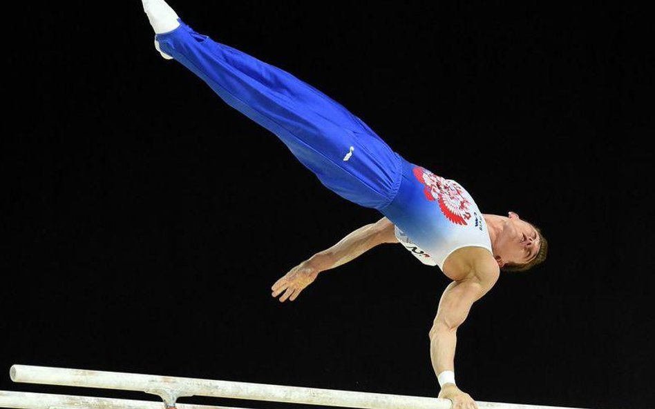 Rosyjski gimnastyk David Belyavskiy podczas kwalifikacji do europejskich mistrzostw w gimnastyce art