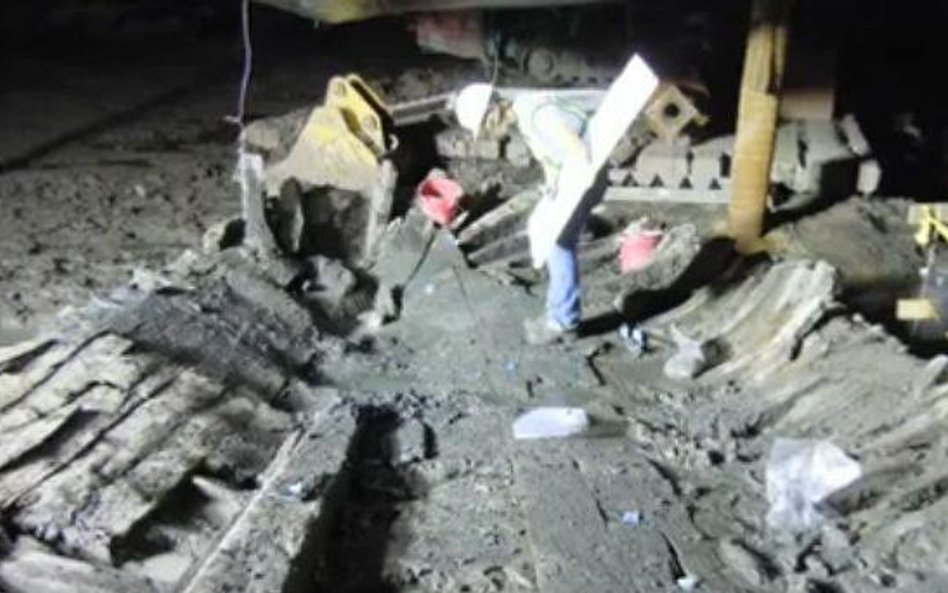 Pod gruzami World Trade Center znaleziono wrak statku