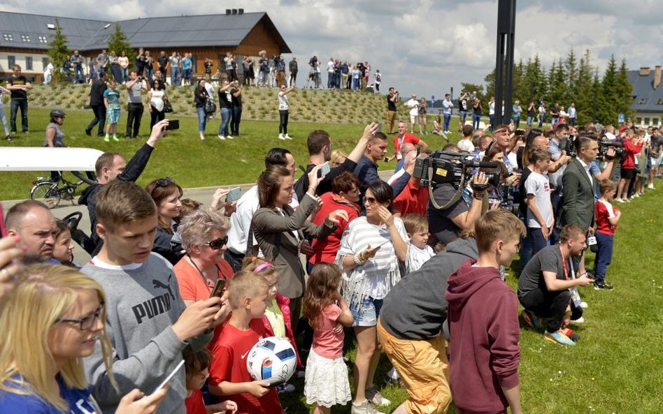 Piłkarze zjedli śniadanie