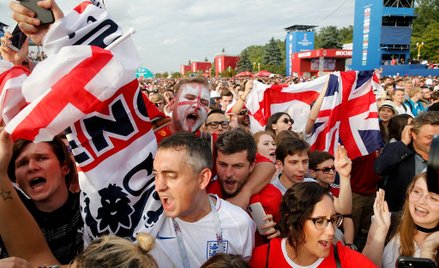 Dlaczego Amerykanie nazywają piłkę nożną "soccer"?