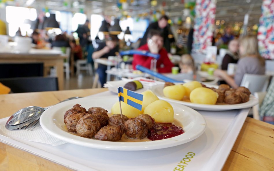 IKEA rusza z dostawami posiłków. Teraz możesz zamówić klopsiki do domu