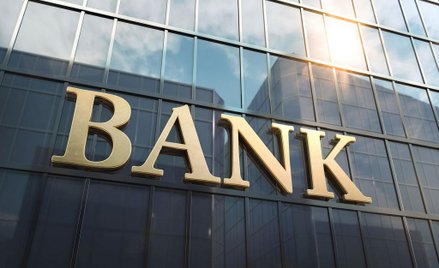 Unia musi zwiększyć kontrolę finansową