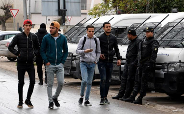 Znowu zapachniało rewolucją w Tunezji