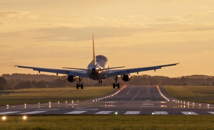 Jest projekt rozporządzenia o zakazie lotów w dniach 30 września - 13 października 2020 roku
