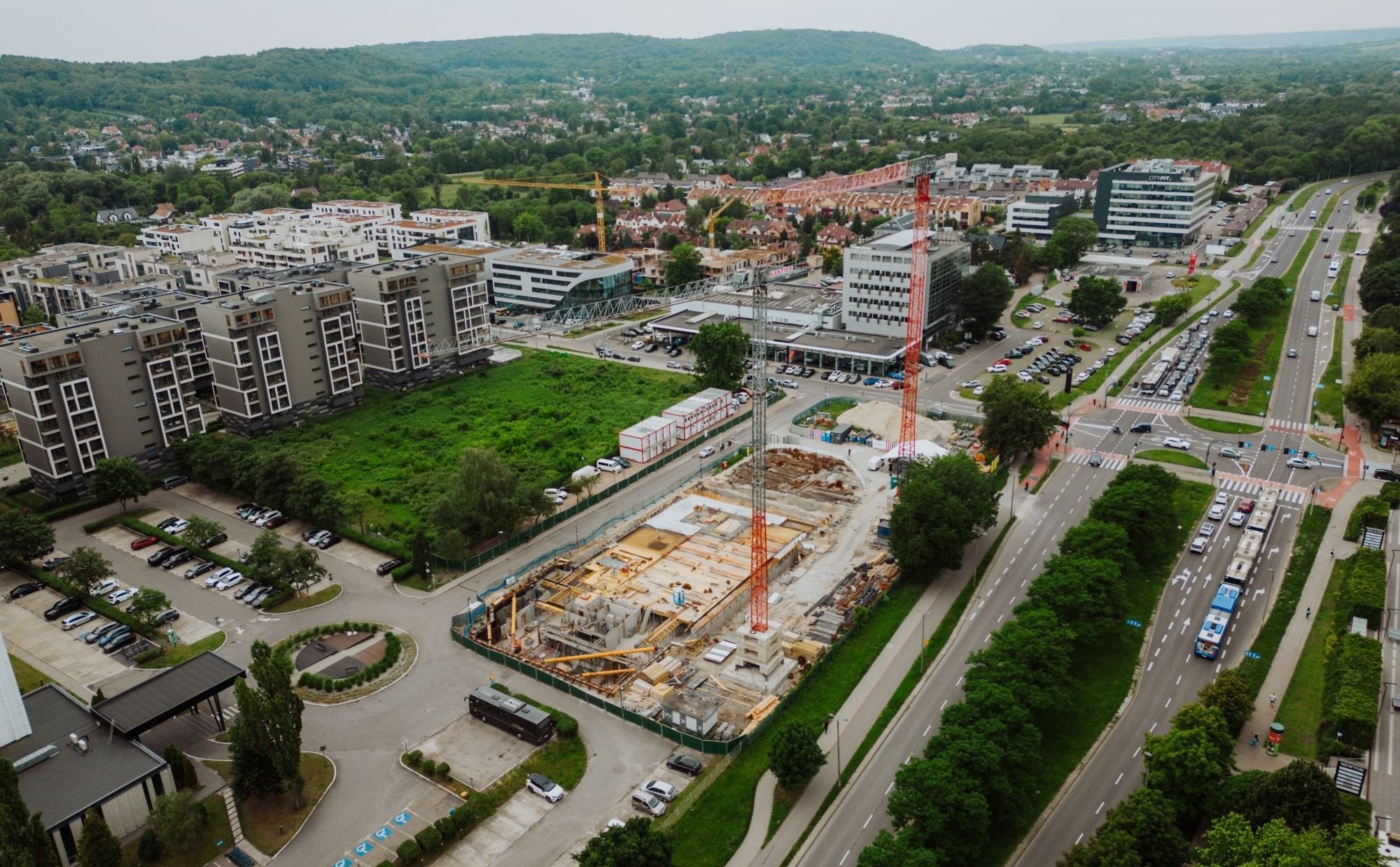 PRS rośnie w Krakowie. Kamień węgielny na Armii Krajowej