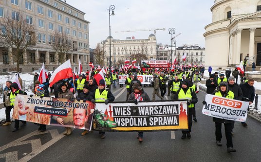 Ogólnopolski protest rolników w Warszawie przeciwko umowie UE–Mercosur oraz przeciwko polityce rządu