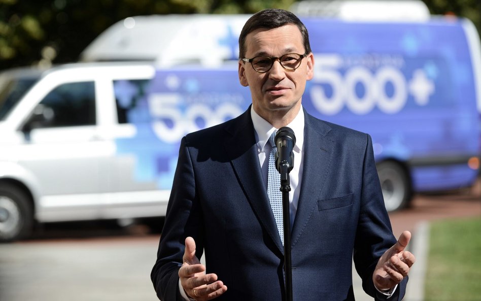 W sierpniu 2021 premier Mateusz Morawiecki przyznał, że program Rodzina 500+ nie spełnił „proludnośc