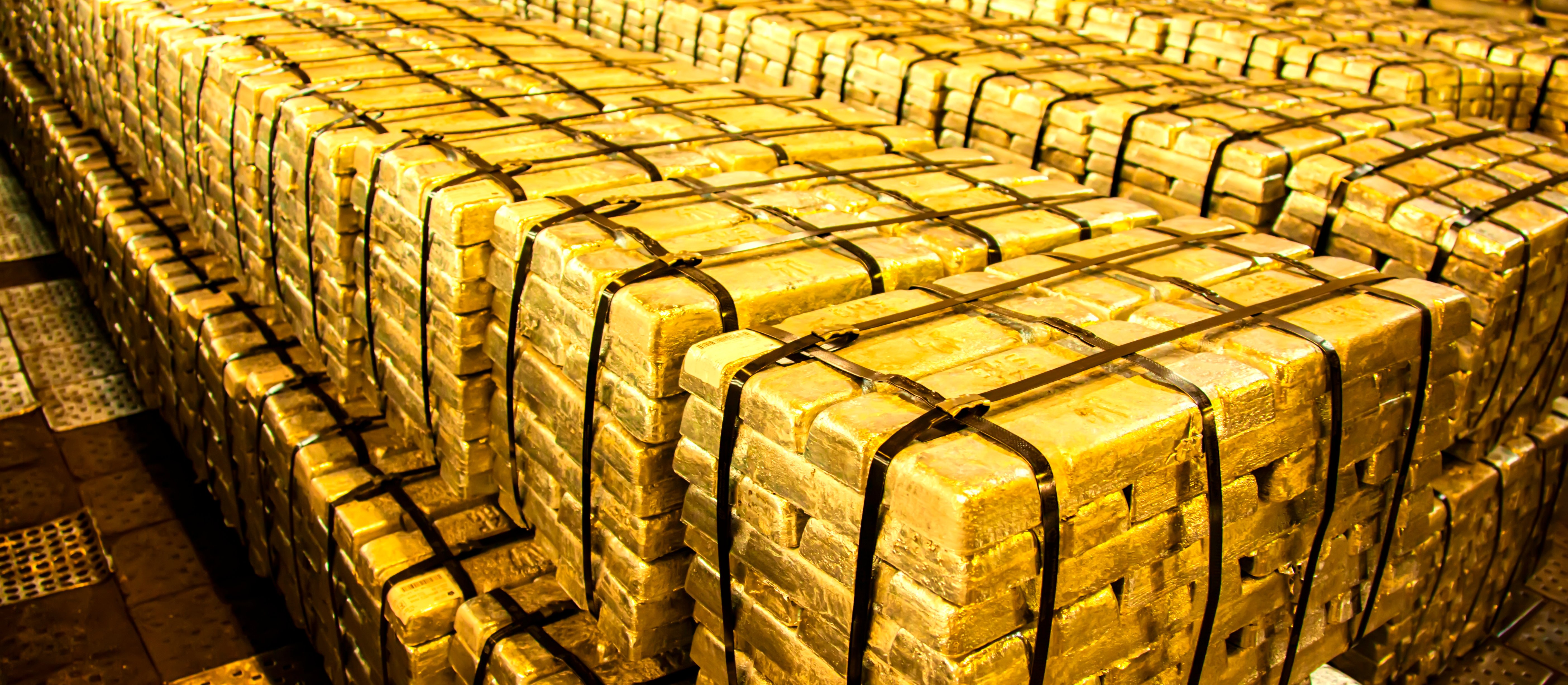 Polskie rezerwy złota mają sięgnąć 700 ton