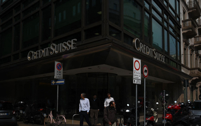 Przejęcie Credit Suisse przez UBS może skutkować zwolnieniem tysięcy pracowników przejętego pożyczko