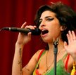 Młodzieżówka wykorzystuje wizerunek Amy Winehouse
