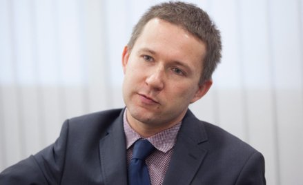 Kwiecień: Na złotego większy wpływ ma Fed niż NBP