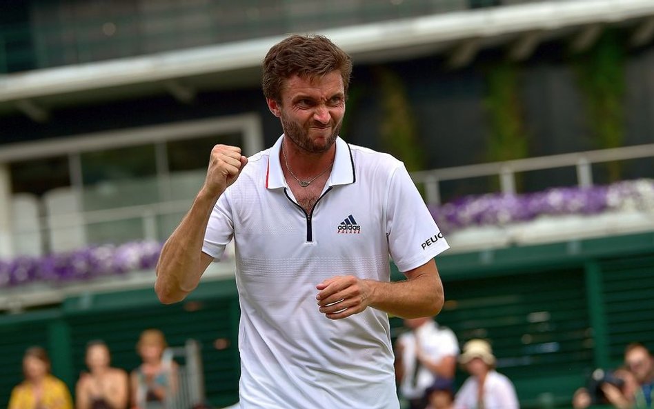 Gilles Simon przedłużył swój mecz do zmierzchu i sędziowie musieli przełożyć resztę na wtorek