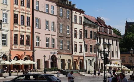 Zdaniem Ministerstwa Sportu i Turystyki nie można ograniczać właścicielom możliwości dysponowania ic