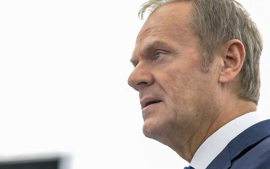 Donald Tusk: Trump prowokuje globalne ryzyka. Ma niejasne intencje