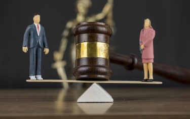 Prawomocny wyrok rozwodowy oznacza koniec obowiązku alimentacyjnego