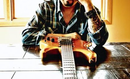 Lukather ma na koncie pięć Grammy i 12 nominacji do tej nagrody