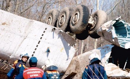 Prokuratura od 2012 r. jest alarmowana, że w sieci znajdują się drastyczne zdjęcia ofiar smoleńskich
