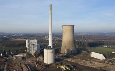 Niemcy: Efektownie wysadzono dawną elektrownię węglową