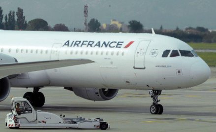 Strajkują stewardesy i stewardzi Air France