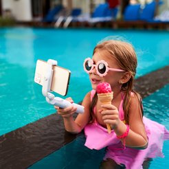 Sharenting to zjawisko, które wymaga zdecydowanej reakcji – nie poprzez zakazy, ale wyznaczanie gran