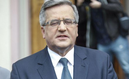 Grzech Bronisława Komorowskiego nie wyłącza go z Kościoła