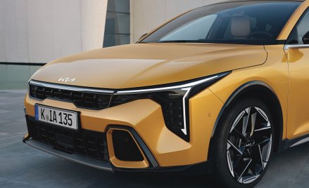 Nowa Kia K4 nie jest modelem z napędem elektrycznym