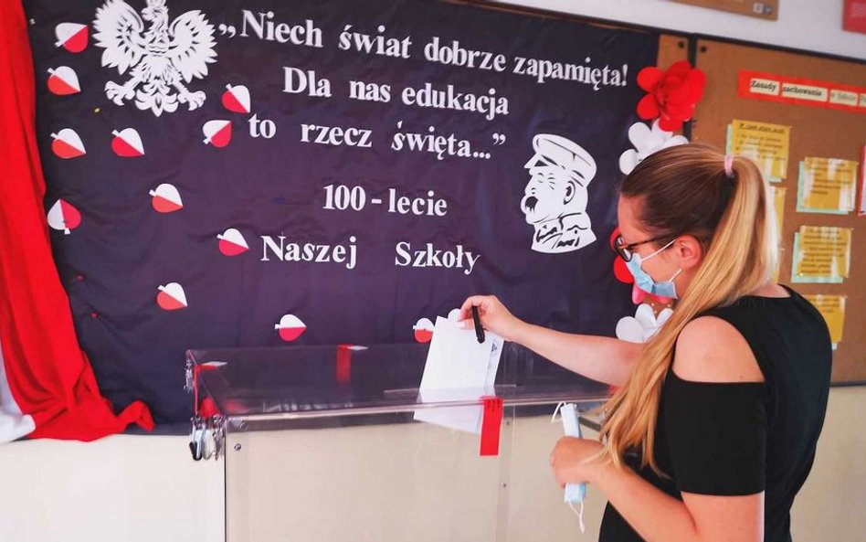 Dąbrowska: Kolejki po prezydenta