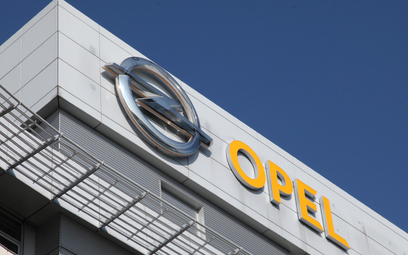 Opel walczy, Vauxhall się układa