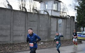 Trasa białołęckiego biegu przebiega wokół więziennych murów