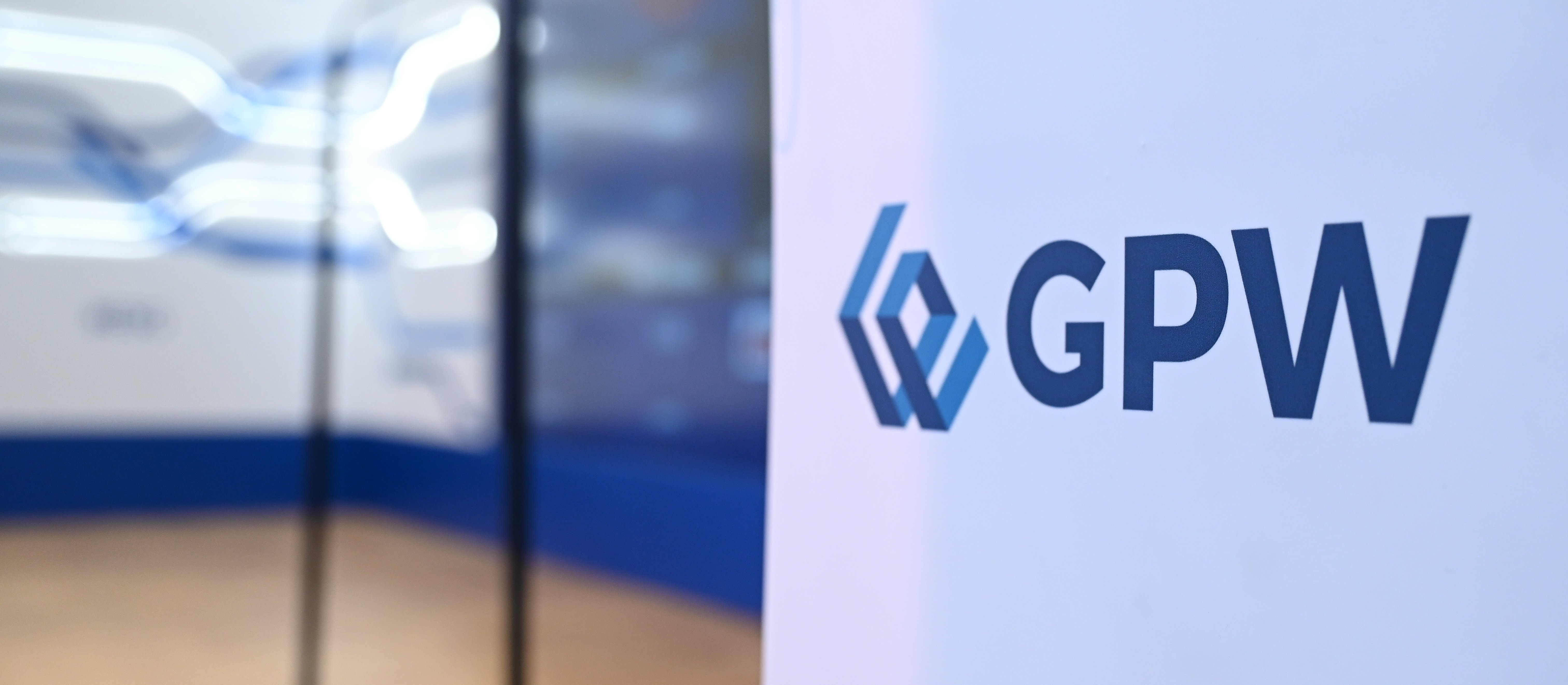 Wtorek na GPW: Cofnięcie Orlenu, walka JSW, Azoty ze strategią