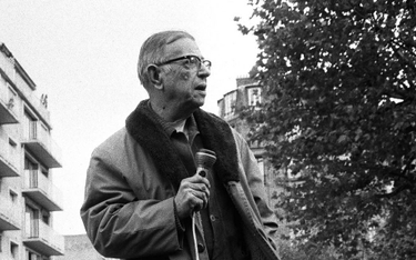 Jean-Paul Sartre wojujący. Na zdjęciu: pikieta przed główną siedzibą Renault w Boulogne -Billancourt