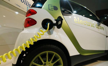 Niemieckie firmy muszą bardziej pracować nad produkowaniem pojazdów elektrycznych po przystępnej cen