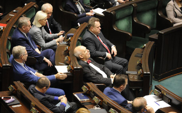Sejm za ustawą ws. koronawirusa. Konfederacja była przeciw