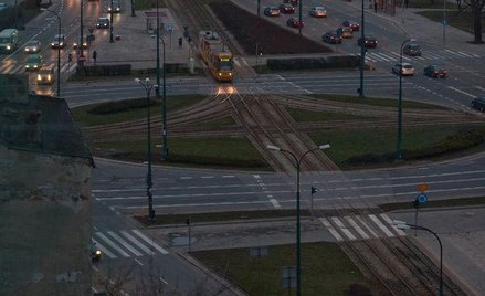 Miasta oszczędzają: wygaszają latarnie