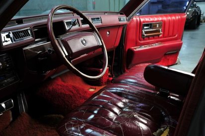 Niebanalny samochód budzi ambiwalentne uczucia, ale ma coś w sobie. Wóz jest sprawny, ale swoje prze