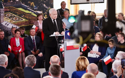 Prezes PiS: Trzeba podnieść poziom życia tam, gdzie żyje większość Polaków