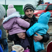 Uchodźcy z Ukrainy na przejściu granicznym w Hrebennem
