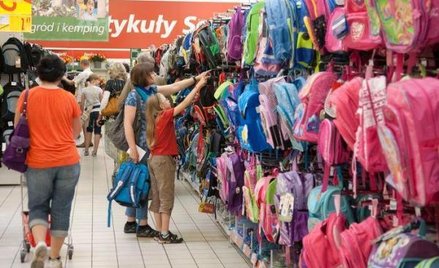 Sklepy polują na miliardy z kieszeni rodziców